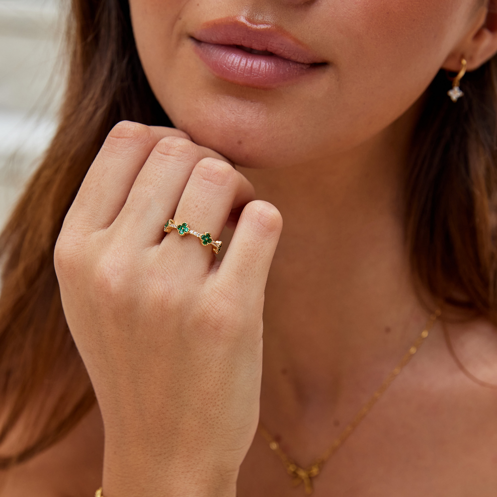 LUCKY™ – CLOVER CRYSTAL RING