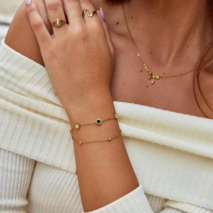 ONYX™ – WHITE STONE BRACELET