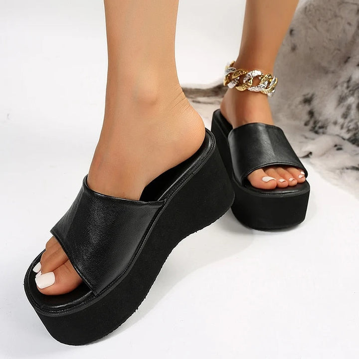 SOL™ – PLATFORM SANDALS