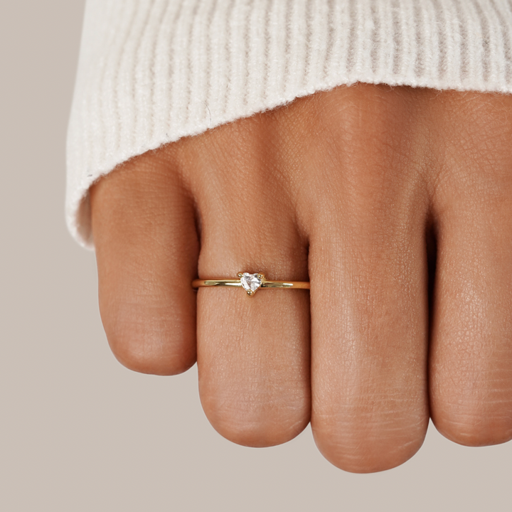 LOVE™ – CRYSTAL HEART RING