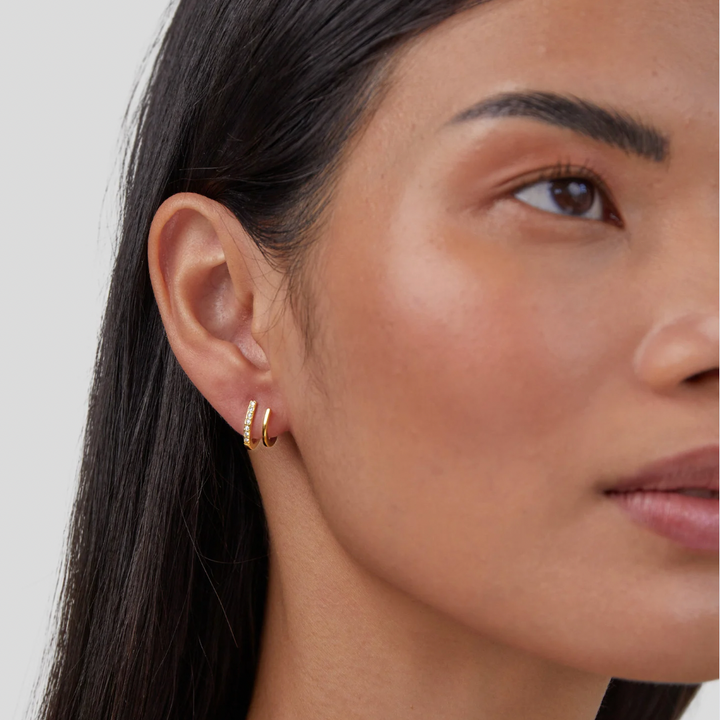 CLAW™ – GOLD & CRYSTAL EARRINGS