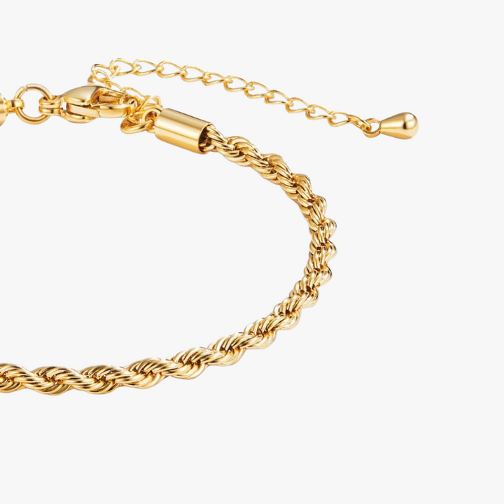 TWISTED CHIC™ – GOLD BRACELET