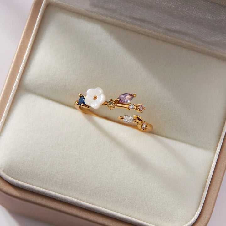 JOY™ – GOLD BLOSSOM RINGS