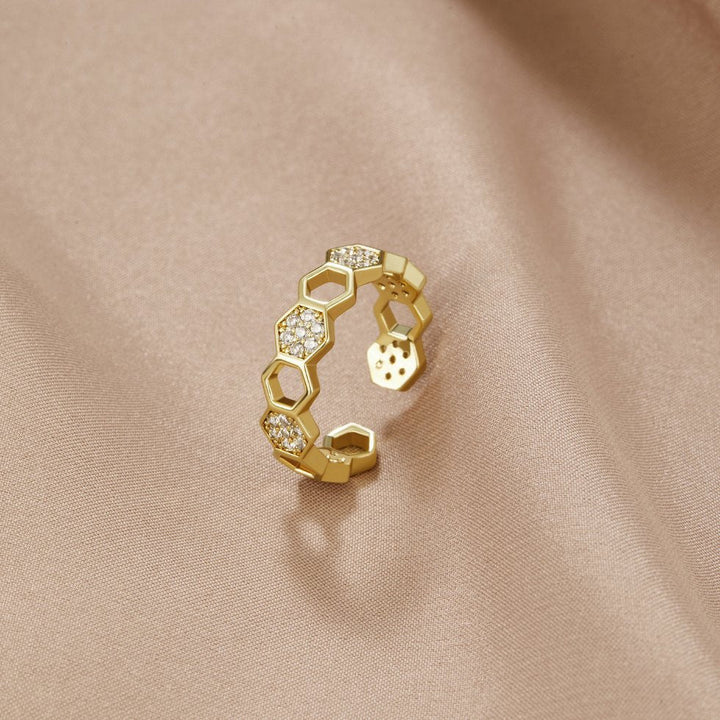 BEE™ – GOLD & CRYSTAL RING
