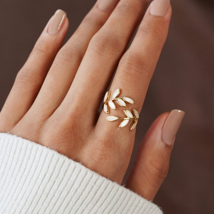 SERENE™ – GOLD LEAF RING