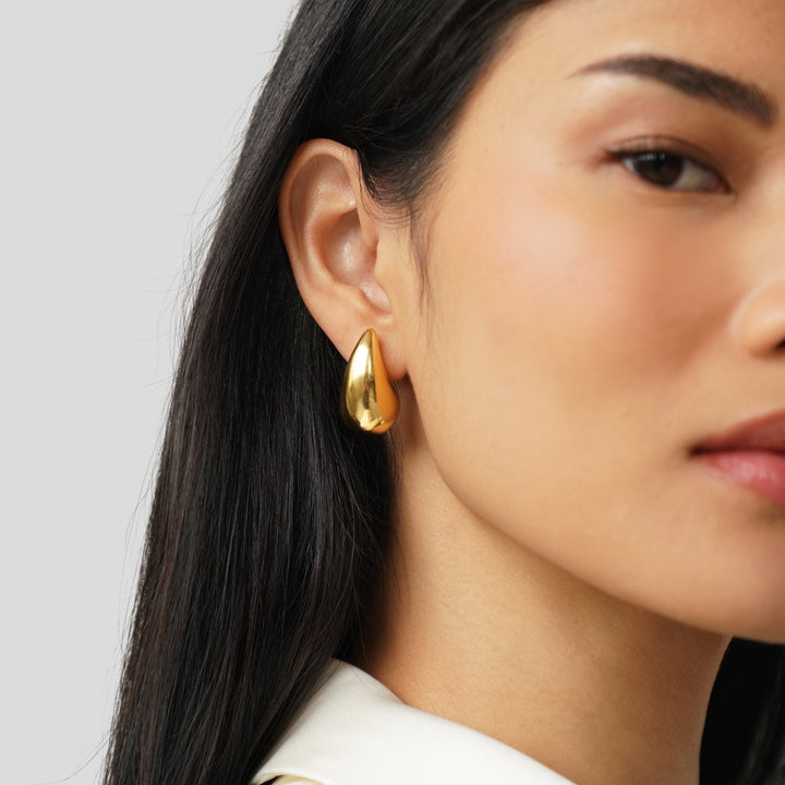 AME™ – GOLD TEARDROP EARRINGS