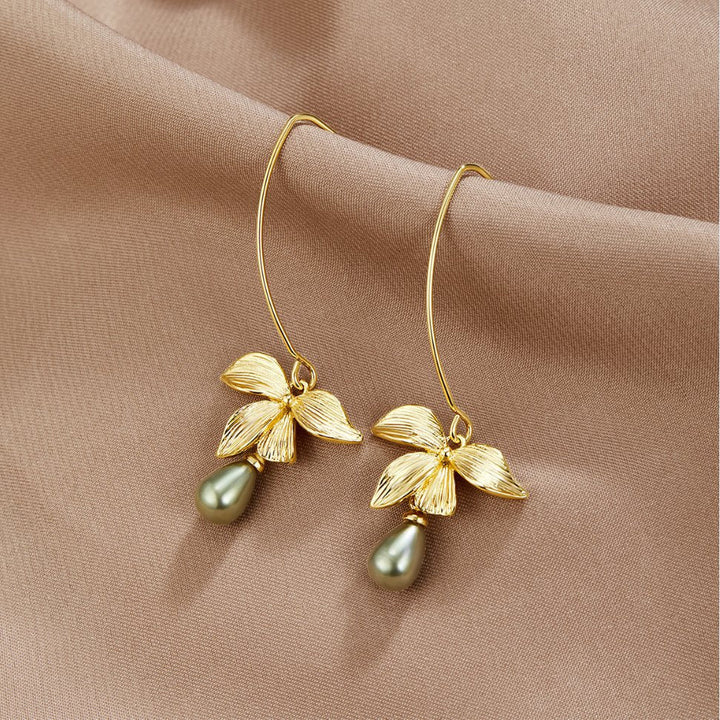 JADE™ – PEARL & PETAL DROP EARRINGS