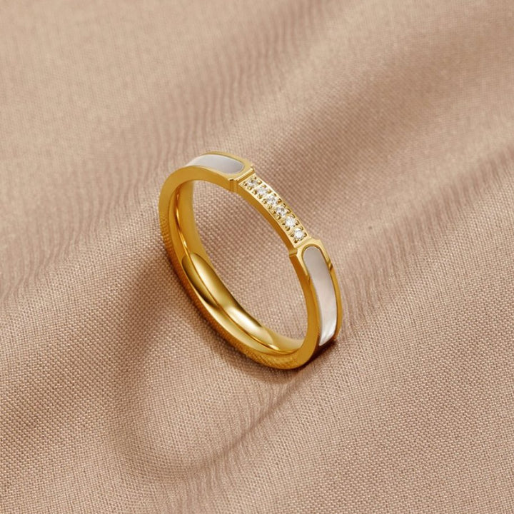 UNITY™ – PEARL & CRYSTAL RING