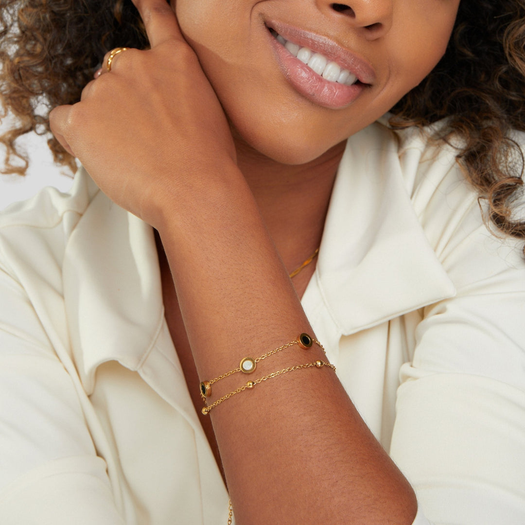 ONYX™ – WHITE STONE BRACELET