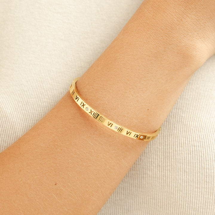 ROMAN™ – GOLDEN BANGLE