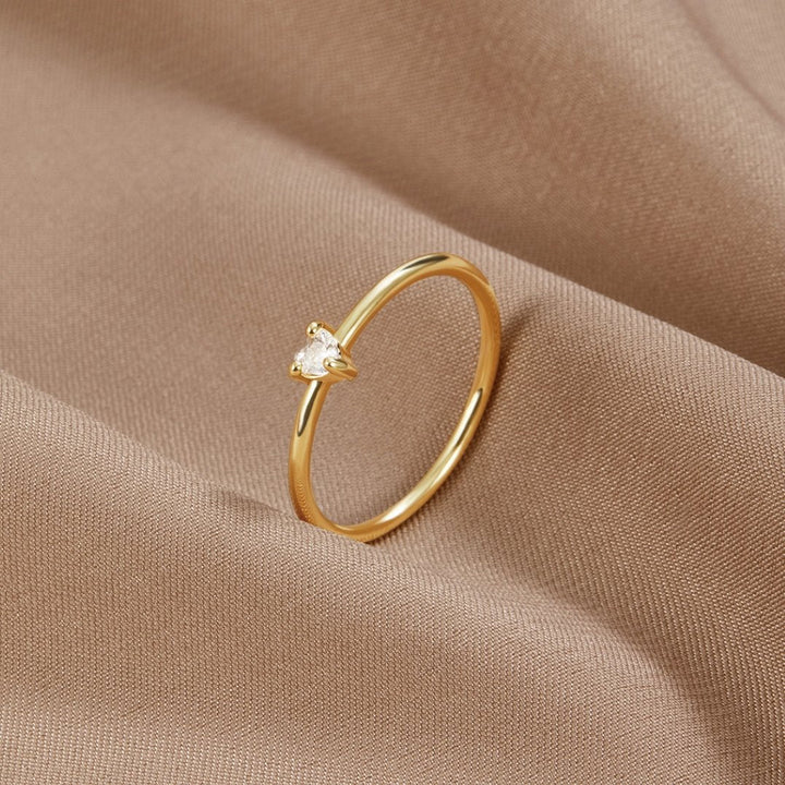 LOVE™ – CRYSTAL HEART RING