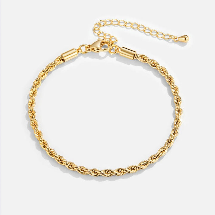 TWISTED CHIC™ – GOLD BRACELET