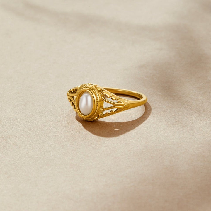 ROYAL™ – VINTAGE PEARL RING