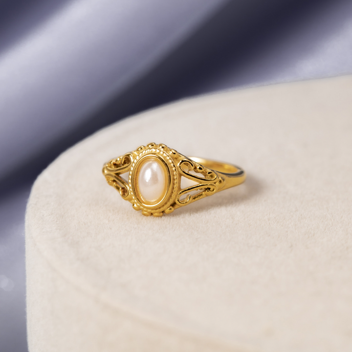 ROYAL™ – VINTAGE PEARL RING